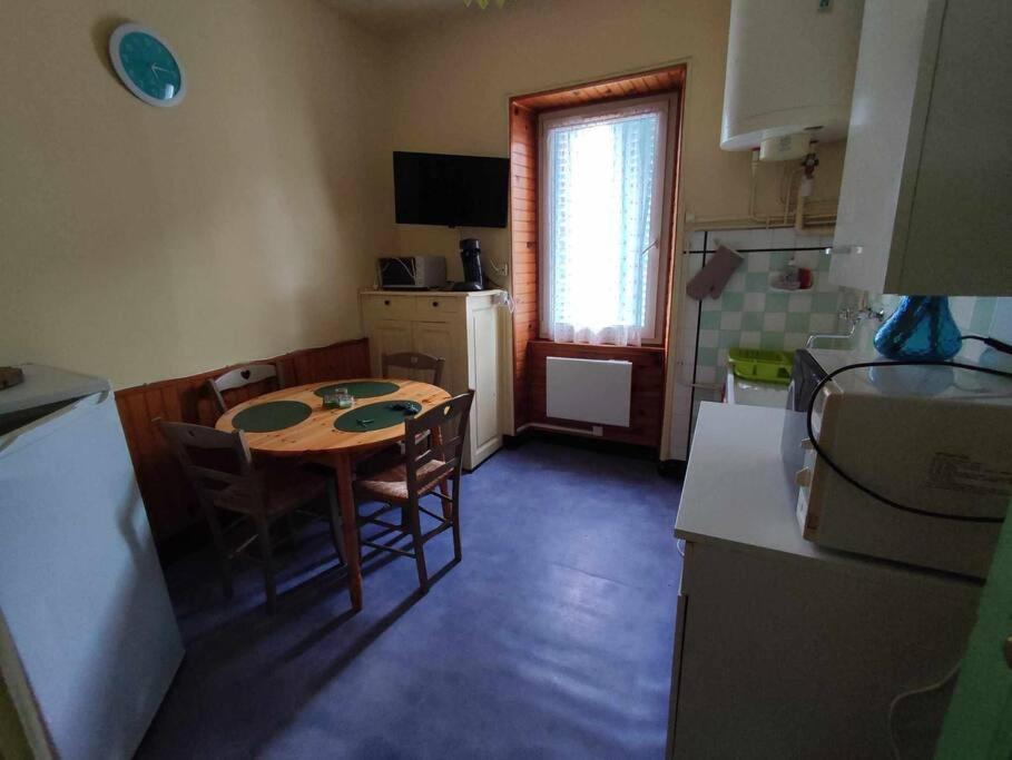 Appartamento Le Nid Douillet Boheme Linge Fourni La Bourboule Esterno foto